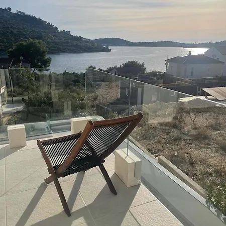 Willa Lady A Podglavica