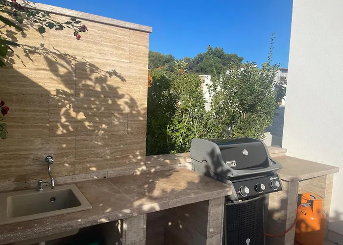 Lady A Villa Podglavica